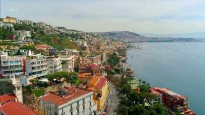 Hay, Rocco, welcome to Napoli! - Gino's Italian Family Adventure