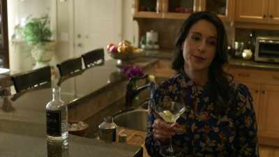 Hazel! Hazel! - Lies and Ex Wives: Secrets on Maple Street