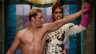 - He is a credit to your genius, master.
- Yes. - The Rocky Horror Picture Show: Let's Do the Time Warp Again