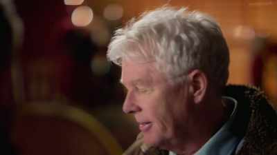 He had a giant scholarship
to yale, right? - The Christmas High Note