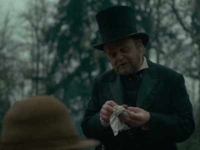 - He was a good baker.
- Indeed, he was. - First Cow