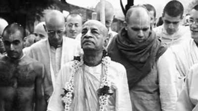 He had a pretty
vast intelligence. - Krishnas: Gurus. Karma. Murder.