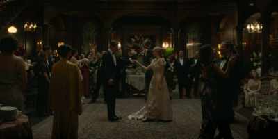He abandoned you tonight,
corrine - Flowers in the Attic: The Origin