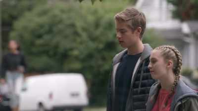 He actually picked a fight
with the biggest eighth grader. - The Healing Powers of Dude