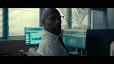 - He almost died.
- LILIANA: Oh, God! - Population 11