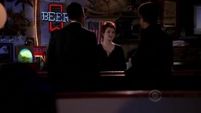 He was alone at the bar. - Criminal Minds
