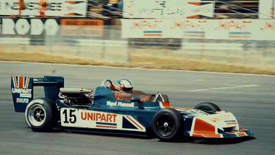 He was already world champion
with Mario Andretti and so on. - Williams & Mansell: Red 5