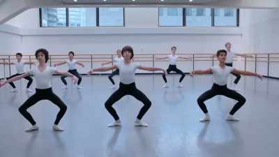 He always felt his cats did that. - On Pointe