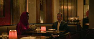 - He asked questions like a cop.
- Like you, you mean. - The Agency
