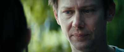 He asked if the cabin
was pressurized. - The Man Who Fell to Earth
