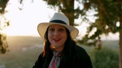He began
using all of his inheritance, - Raiders of the Lost Past with Janina Ramirez