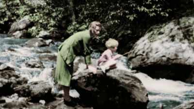 HE BELIEVES AMERICA
CAN END THE DEPRESSION - America in Color