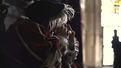 He is blinded by this
rage and suggests that - The Game of Crowns: The Tudors