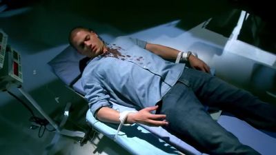 He was brought in like this. - Prison Break