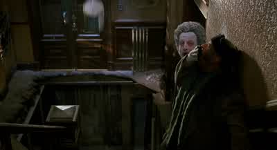 He busted me right in my mouth, Marv! - Home Alone 2: Lost in New York