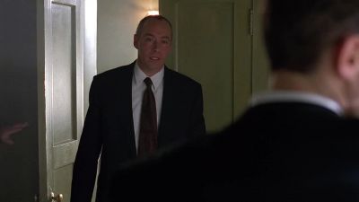 He came to see me. He knows I'm involved. - The X-Files