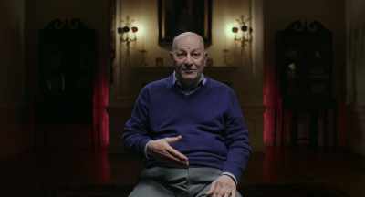 He came to the CIA
leadership and says, - Murder of God's Banker