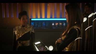 He can get inside your head,
manipulate you. - Star Trek: Discovery