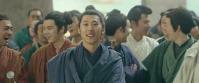 - He can't fly.
- Yeah, yeah, he can't fly. - Jade Dynasty