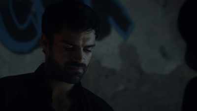He can't talk
with that thing in his mouth. - The Gifted