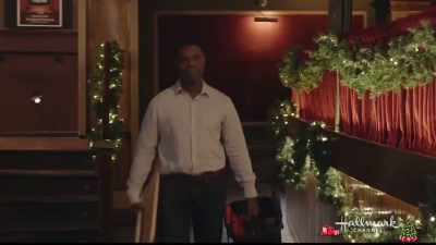 - He caused a lot of problems.
- Hey dad! - A Majestic Christmas