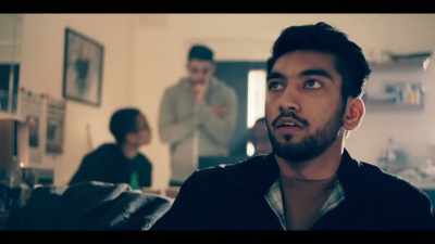 HE CHEERS - Informer