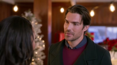 HE CHUCKLES - Yuletide the Knot