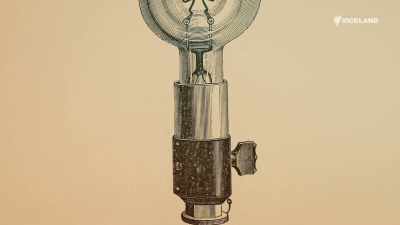 He claimed to have invented
the light bulb - Guns That Changed The Game