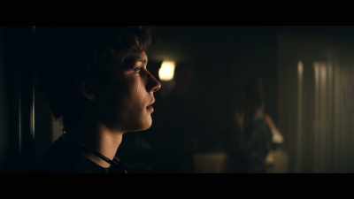 He comes at the dome,
dives back, - Deadly Class