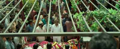 He is coming here to die today.
Hey… Give me the gun - Pushpa: The Rise