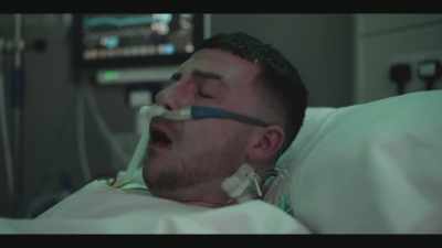 HE COUGHS - Passenger