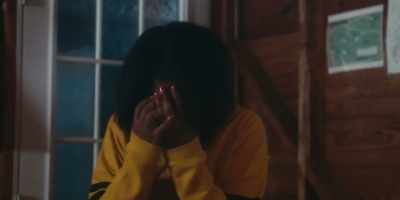 He cut his throat,
he cut his throat! - GetAWAY