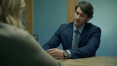 - He dated Riley?
- Like I said, long time ago. - Betrayed by Love