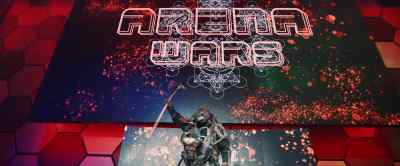 -He did.
-[audience laughing] - Arena Wars