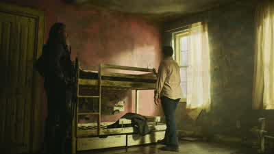 He did that for me. - The Last of Us