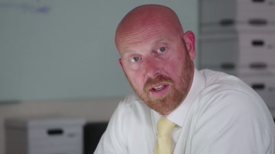 He did this to take the inheritance
to change his appearance, - Killers: Caught on Camera