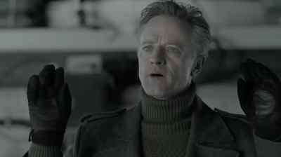 - He didn't want us to keep looking.
- He's not there, she's lying. - The Bridge