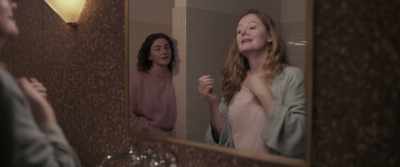 - He doesn't do anything ever.
- He's still got a dick, Jade. - Talk to Me