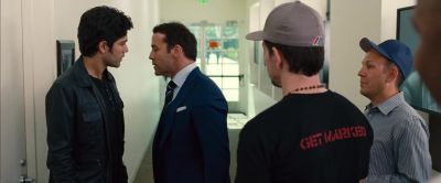 He doesn't like Drama He wants to cut him out - Entourage