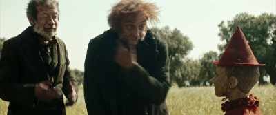 - He doesn't see us. Then go you.
- I can not see. - Pinocchio