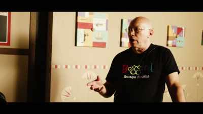 - He doesn't usually give predictions, - Interview with the Extraterrestrial