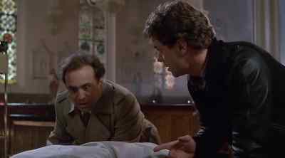 He doesn't want us to do that,
does he, Harry? - Wise Guys