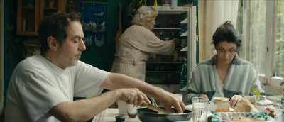He eats cherries with a spoon
and leaves stains everywhere. - My Happy Family