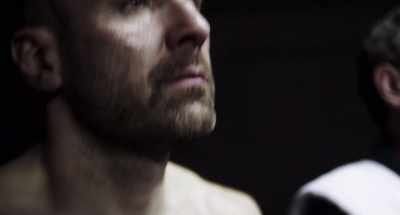 He enters the ring, - Jawbone