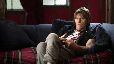 He had equipment,
he had a tape recorder, - Jeff Beck: Still on the Run