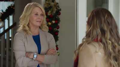He was even running
late for an interview - Christmas at the Golden Dragon