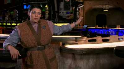 He even has something
on the board over here - Star Wars: Galaxy's Edge - Adventure Awaits