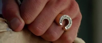 He was even wearing the guy's ring - Kalifornia