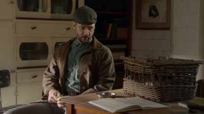 He was fastidious about
breeding, diet, everything. - Ms Fisher's Modern Murder Mysteries