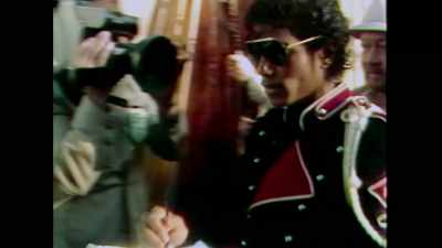 He felt like he had done
Thriller on his own, - Thriller 40
